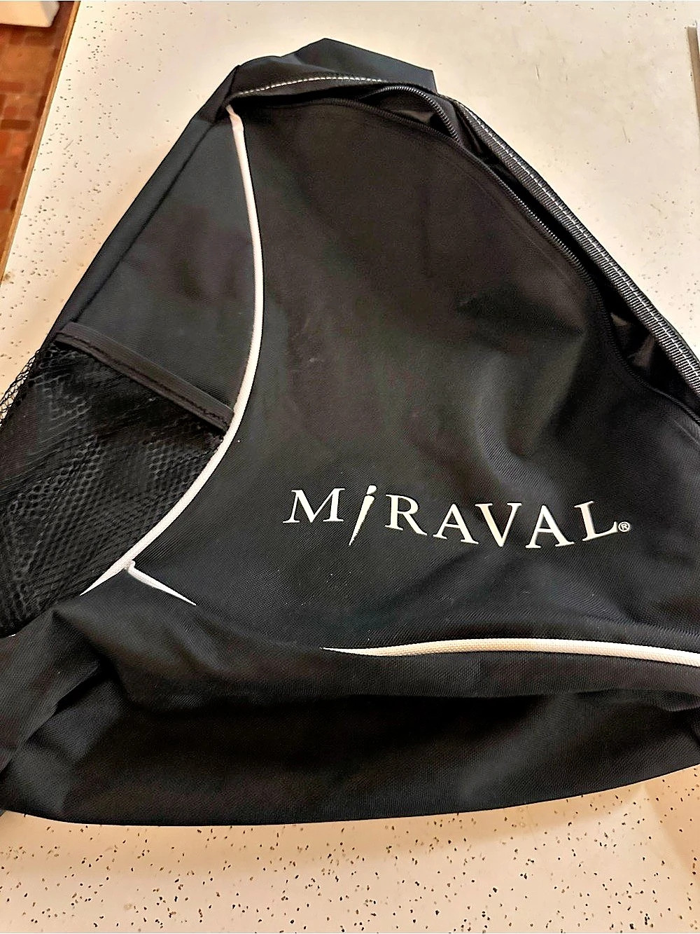 Miraval sling backpack - Picture 4 of 9